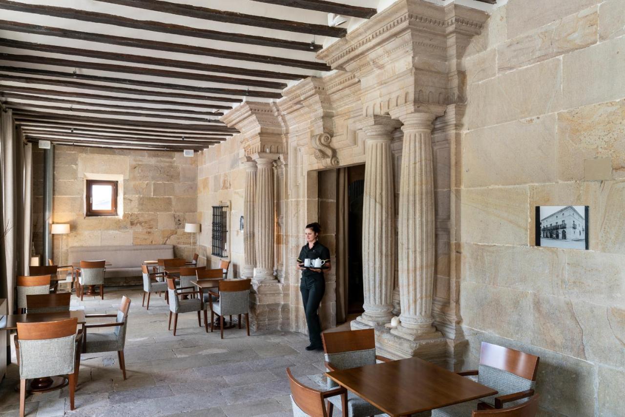 Parador De Argómaniz Εξωτερικό φωτογραφία